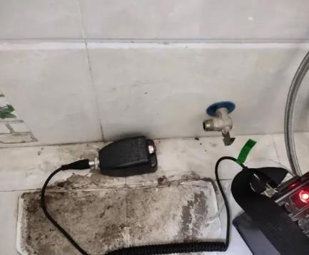 蒙自屋顶漏水维修公司分享下卫生间漏水的危害及解决方法
