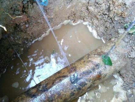 蒙自楼顶漏水维修公司分享下漏水检测的原理